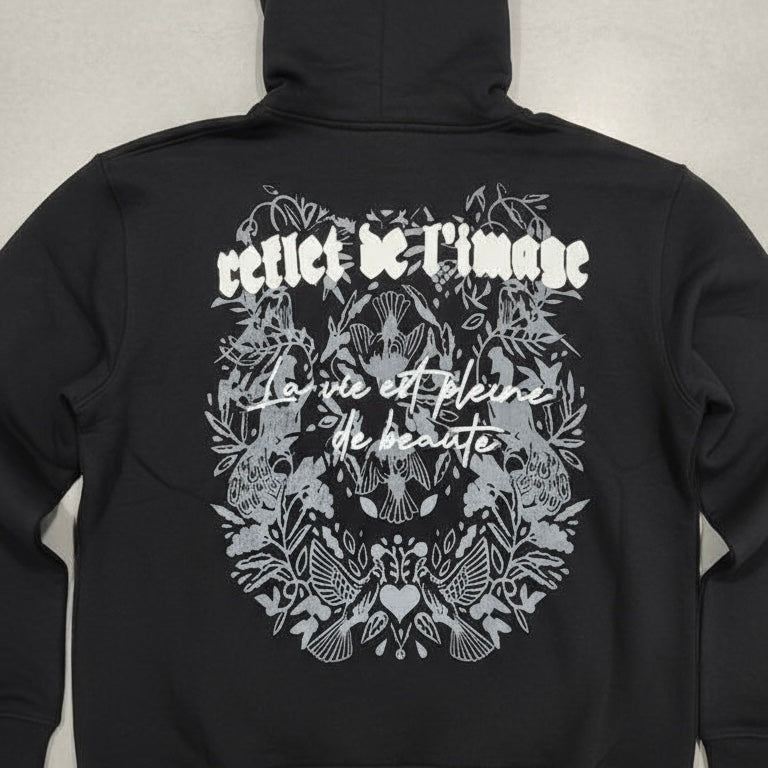 Premium Black Graphic Hoodie – “La vie est pleine de beauté”
