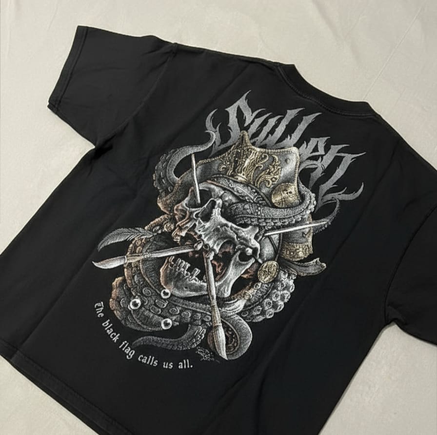 Pirate Skull Graphic T-Shirt